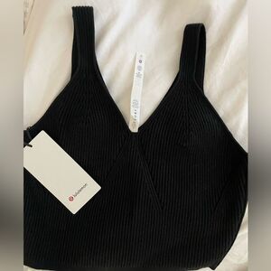 LULULEMON Ribbed Knit Cropped Tank SIZE 10 BLACK RARE SOLD OUT BREATHABLE NWT